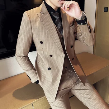 2023 Новый мужской костюм (костюм + жилет + брюки) высокого класса, модный деловой двубортный костюм в вертикальную полоску, комплект из трех предметов