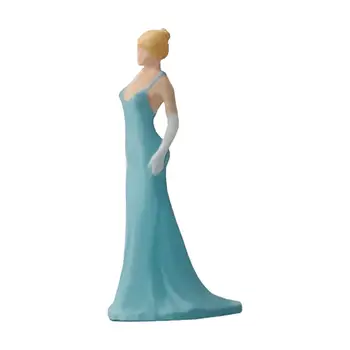1/64 Женская модель Миниатюрная девушка из смолы для миниатюрной сцены с песочным столом
